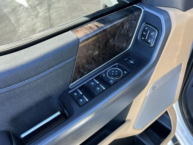 Used 2024 White Ford Lariat image 19