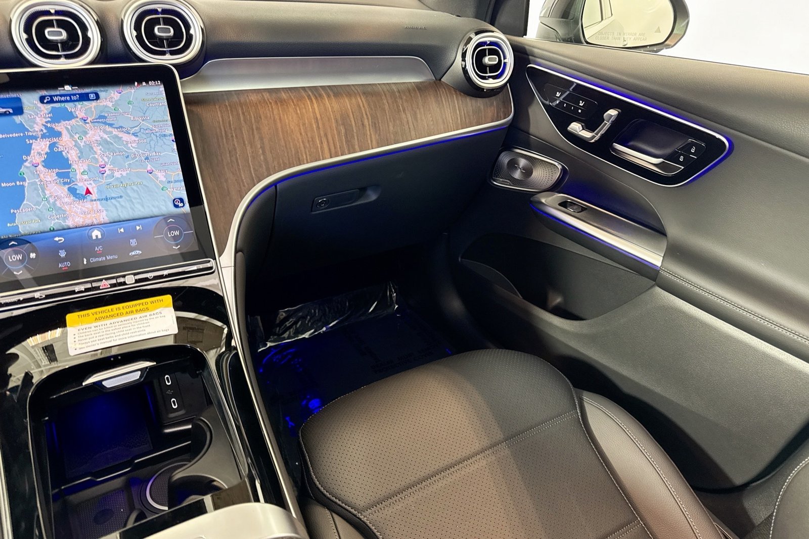 New 2026 Graphite Grey Metallic Mercedes-Benz GLC 300 image 21