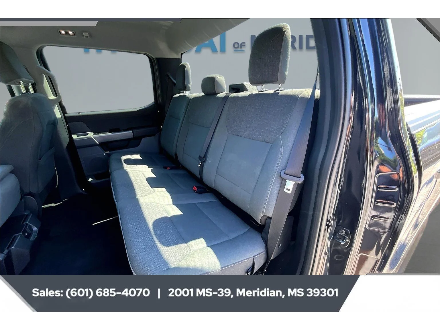 Used 2025 AGATE BLACK METALLIC Ford XLT image 19