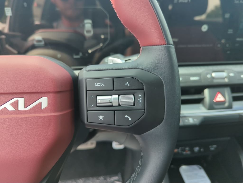 New 2026 Snow White Pearl Kia GT-Line Turbo image 23