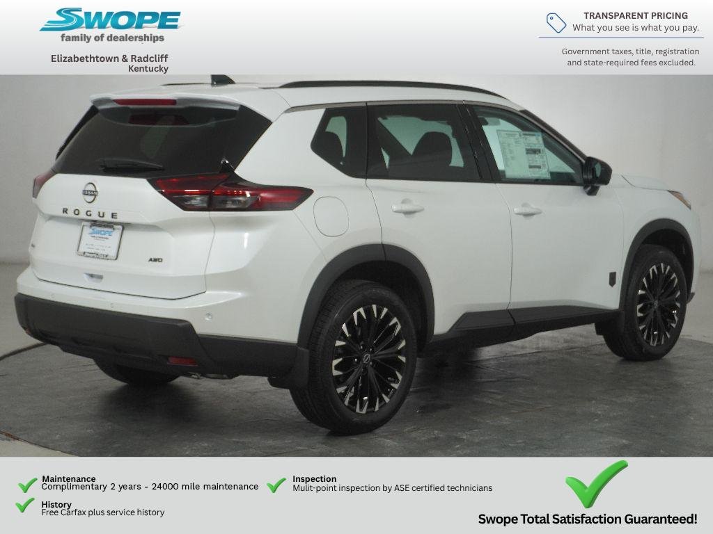 Used 2026 Everest White Pearl Tricoat Nissan Dark Armor image 4