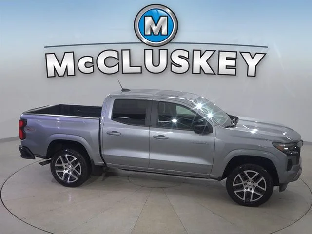 Certified Used 2024 Gray Chevrolet Z71 image 12