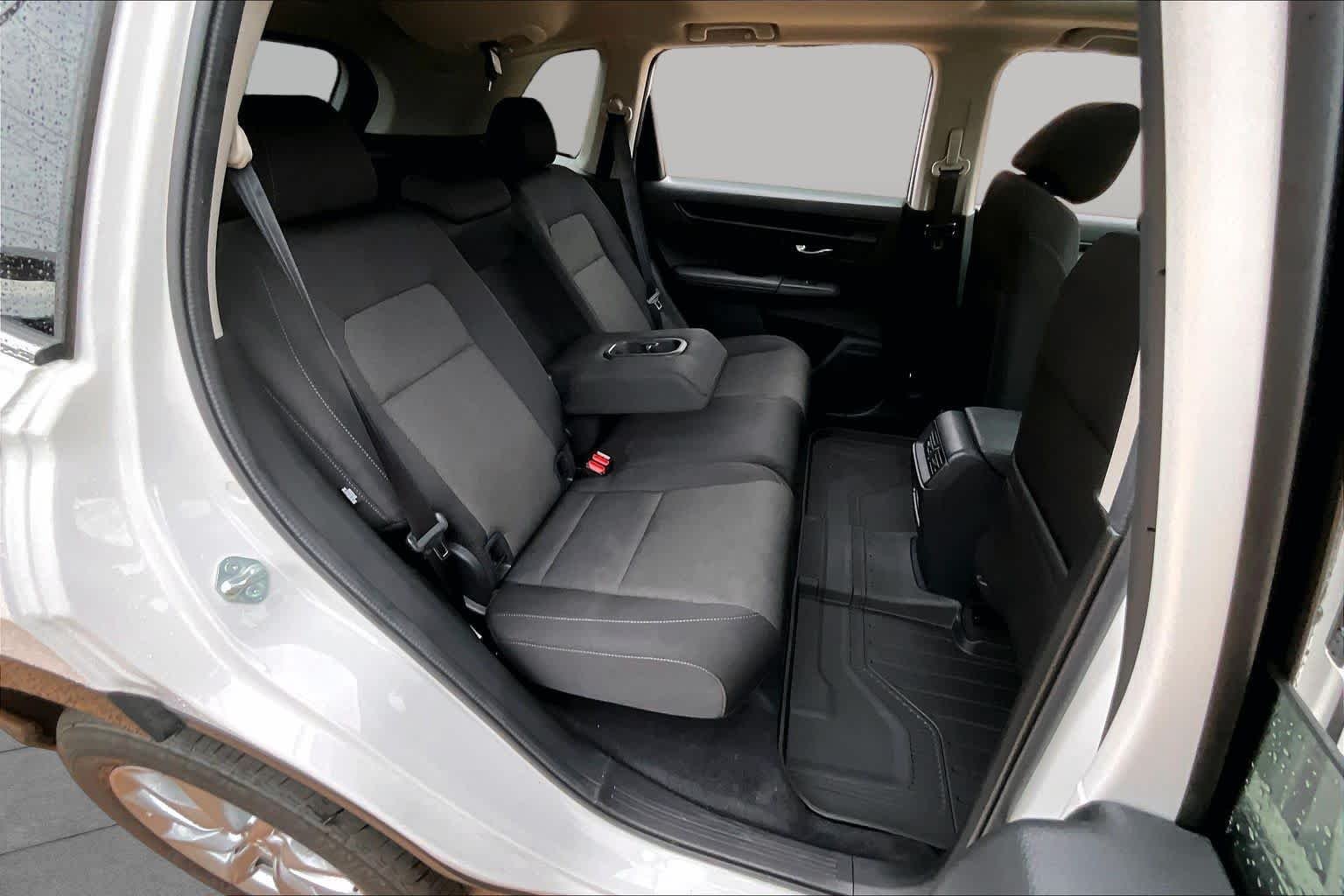Used 2026 Platinum White Pearl Honda EX image 19