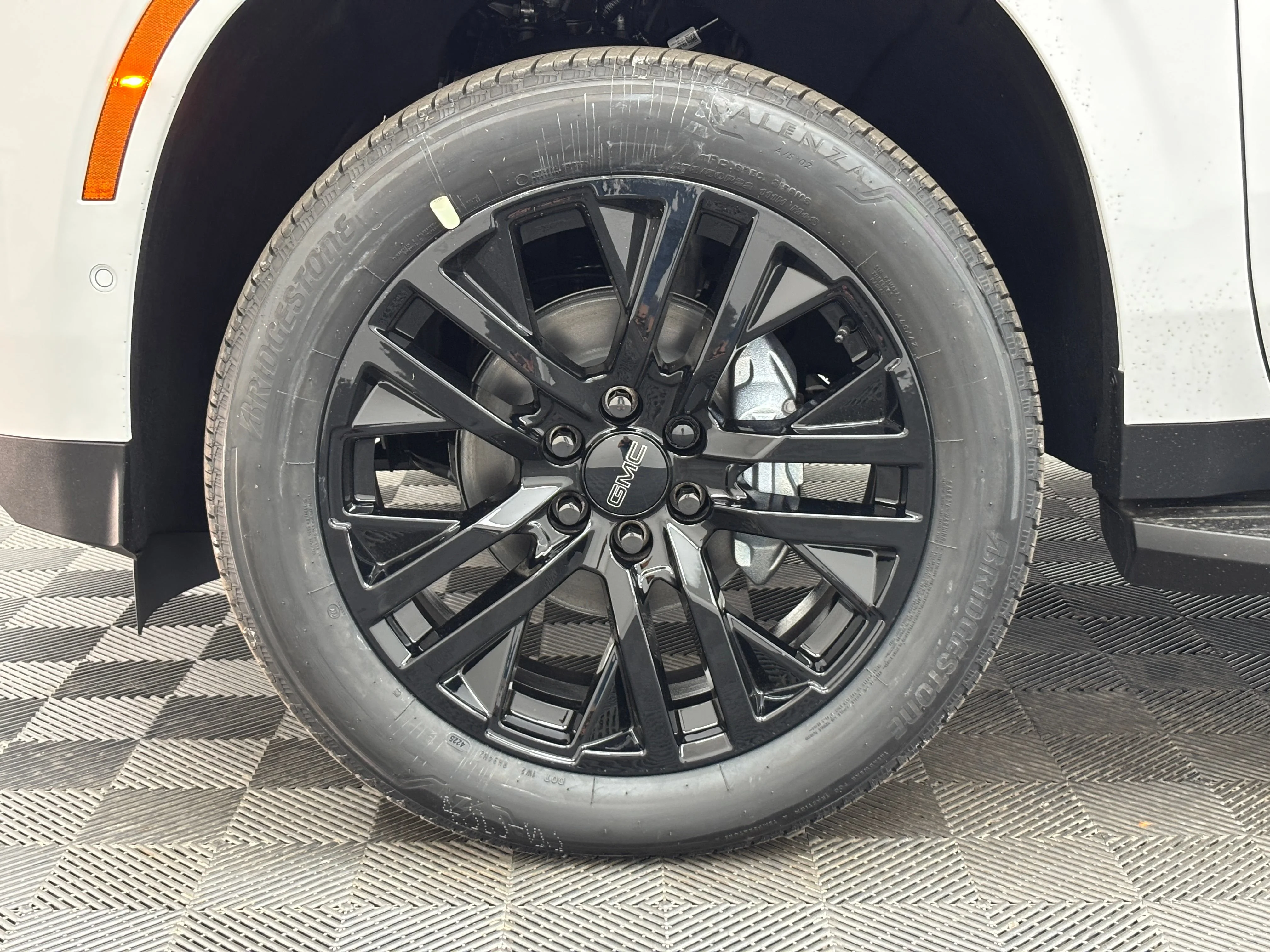 2026 GMC Yukon Elevation - Photo 19