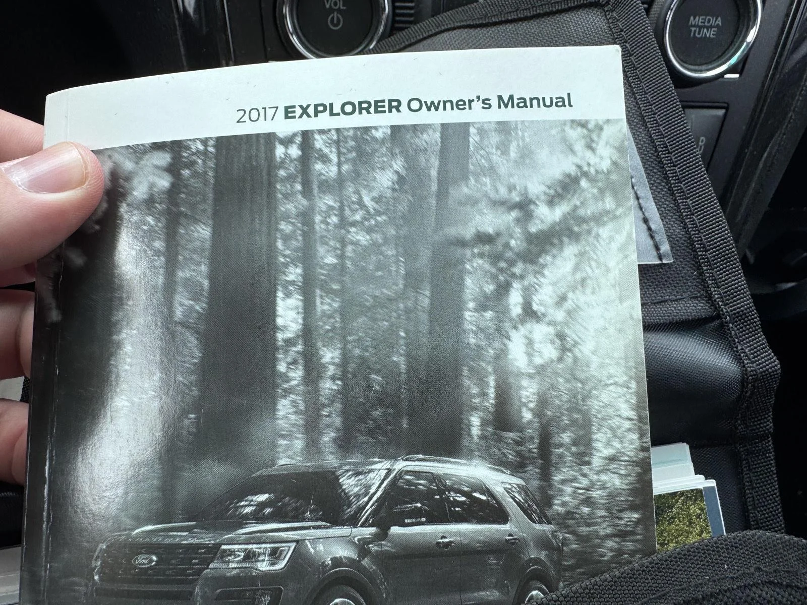 Used 2017 Magnetic Ford XLT image 19