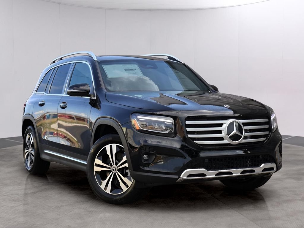 2025 Mercedes-Benz GLB GLB 250 4MATIC's photo