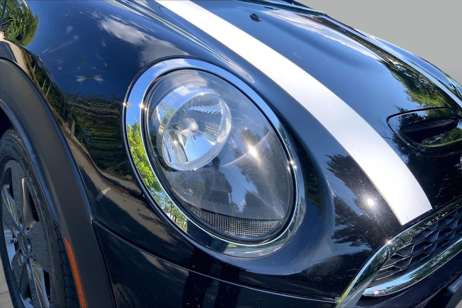 Used 2021 Midnight Black Metallic MINI Cooper S image 25