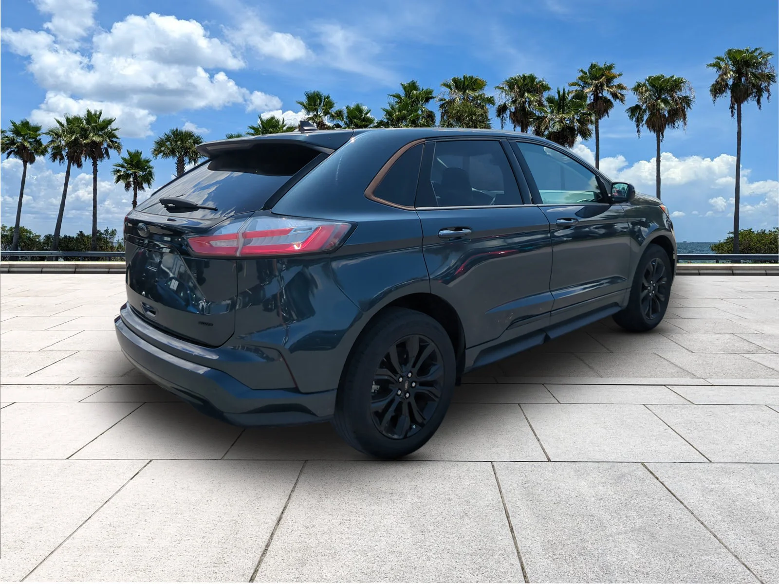 Certified Used 2022 Stone Blue Metallic Ford SE image 8