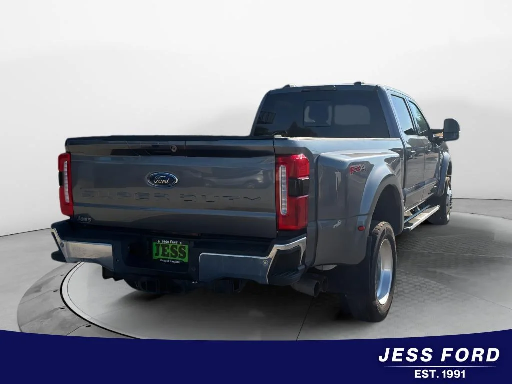 Used 2024 Carbonized Gray Metallic Ford LARIAT image 4