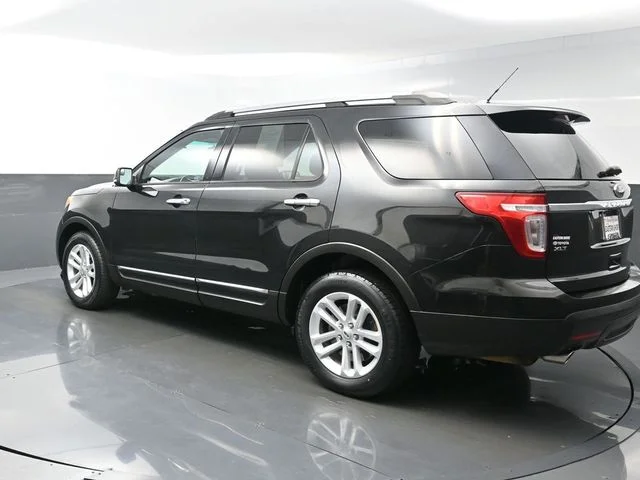 Used 2015 Black Ford XLT image 5