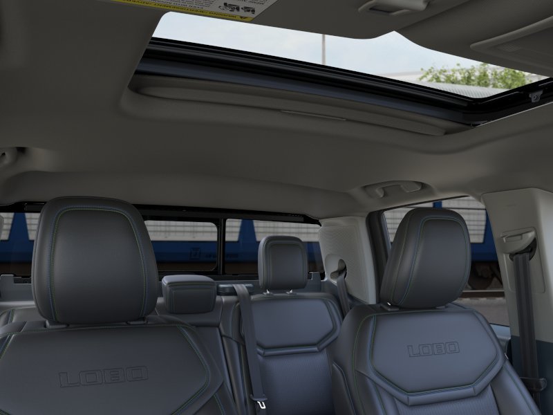 New 2026 Carbonized Gray Metallic Ford Lobo™ image 12