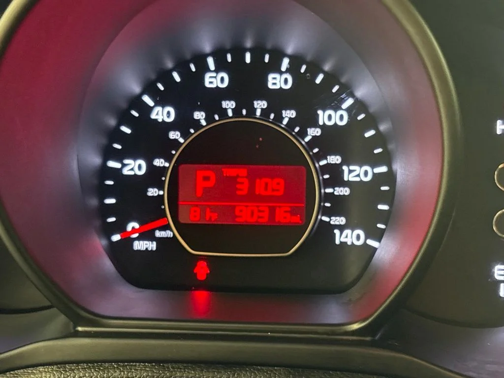 Used 2019 Gray Kia Plus image 31