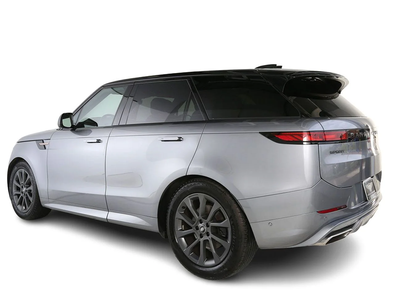 Used 2024 Gray Land Rover Dynamic SE image 6