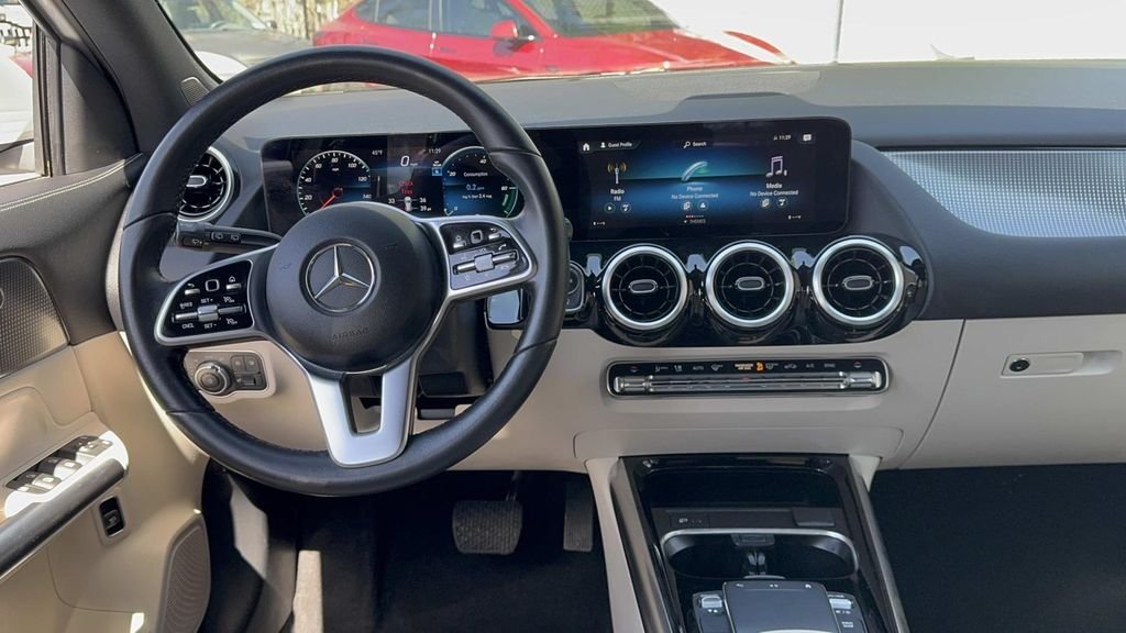 2023 Mercedes-Benz GLA Base - Photo 10