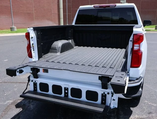 2026 Chevrolet Silverado 1500 RST - Photo 6
