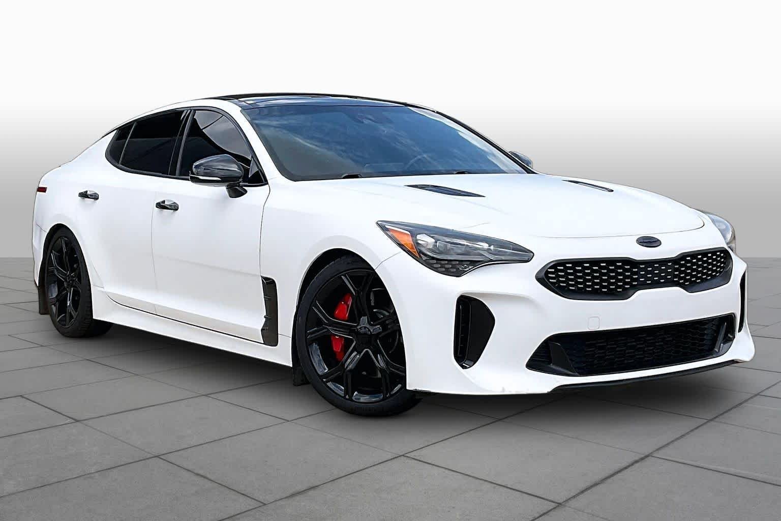 Used 2018 BLACK Kia GT2 image 3