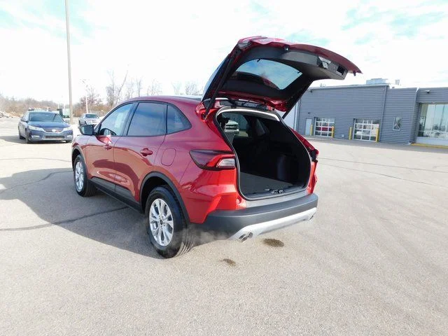 New 2026 Rapid Red Metallic Tinted Clearcoat Ford Active® image 60