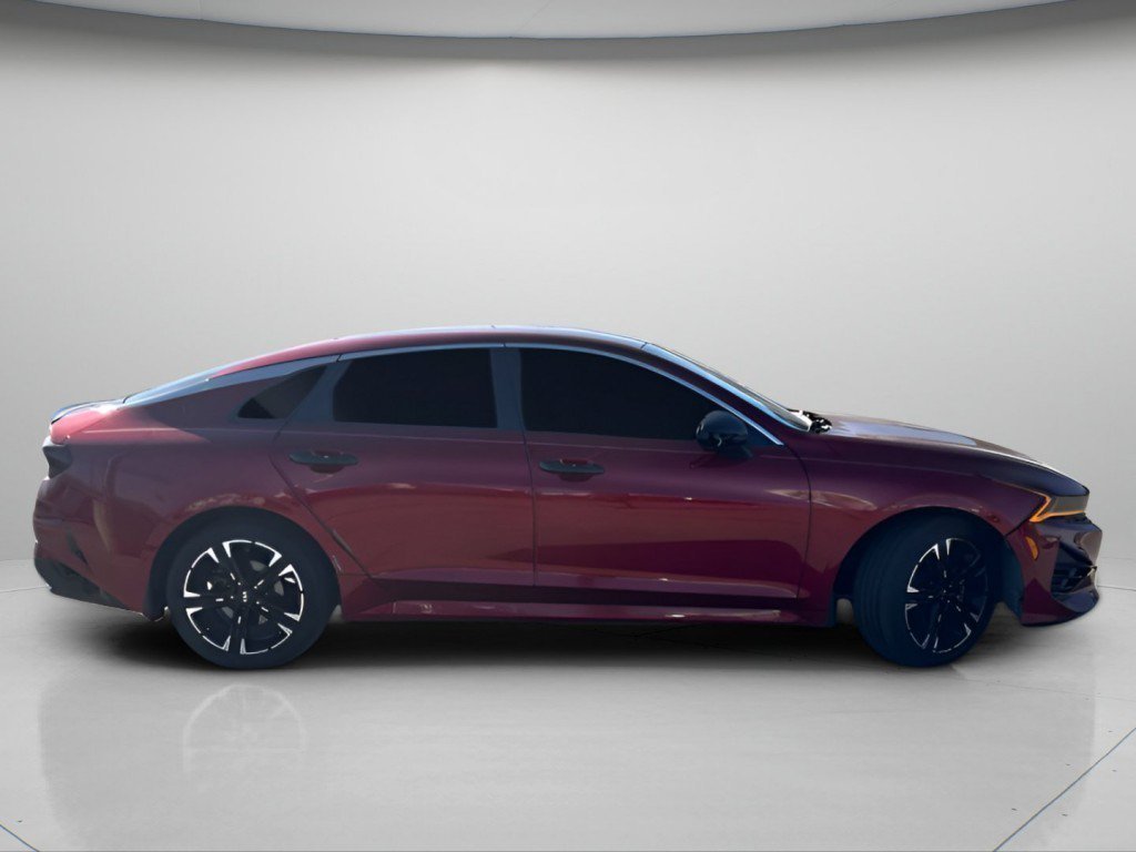 Used 2021 Passion Red Kia GT-Line image 4