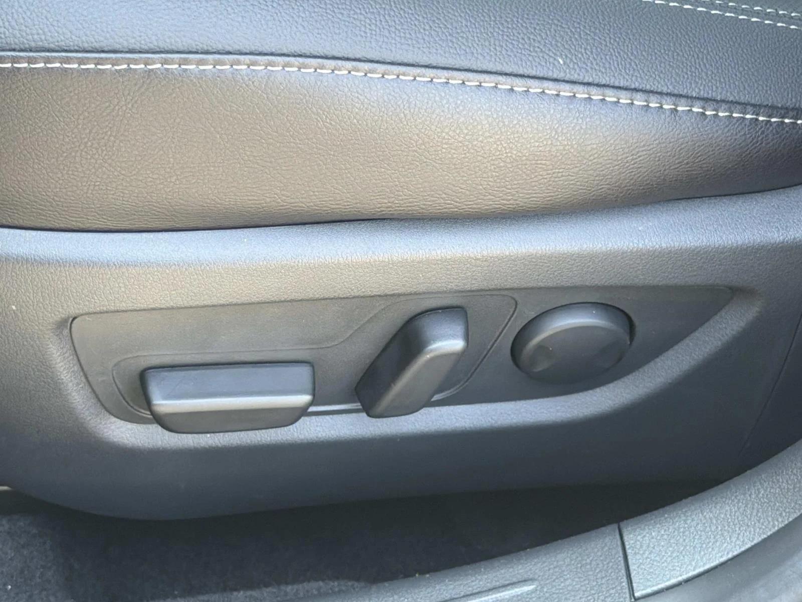 New 2026 Zircon Sand Metallic Mazda 2.5 S Meridian Edition AWD image 20