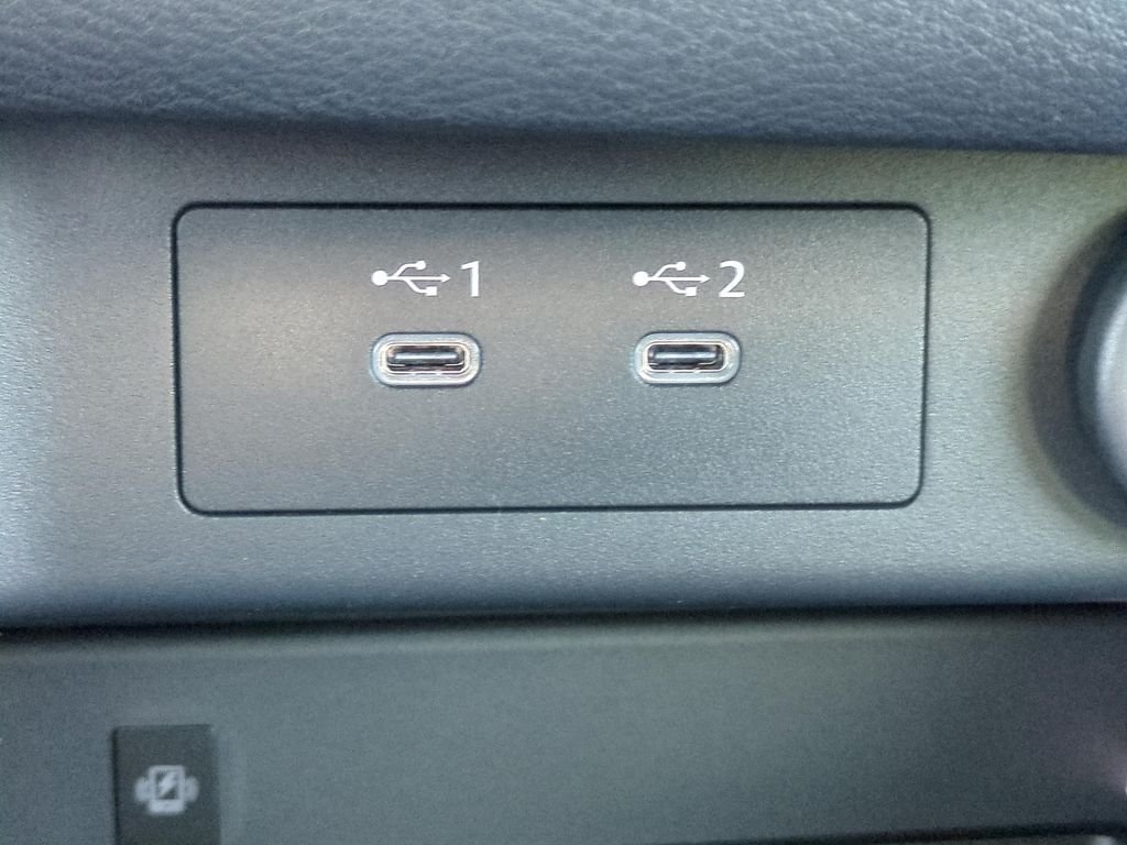 New 2026 Everest White Pearl TriCoat Nissan Platinum image 25