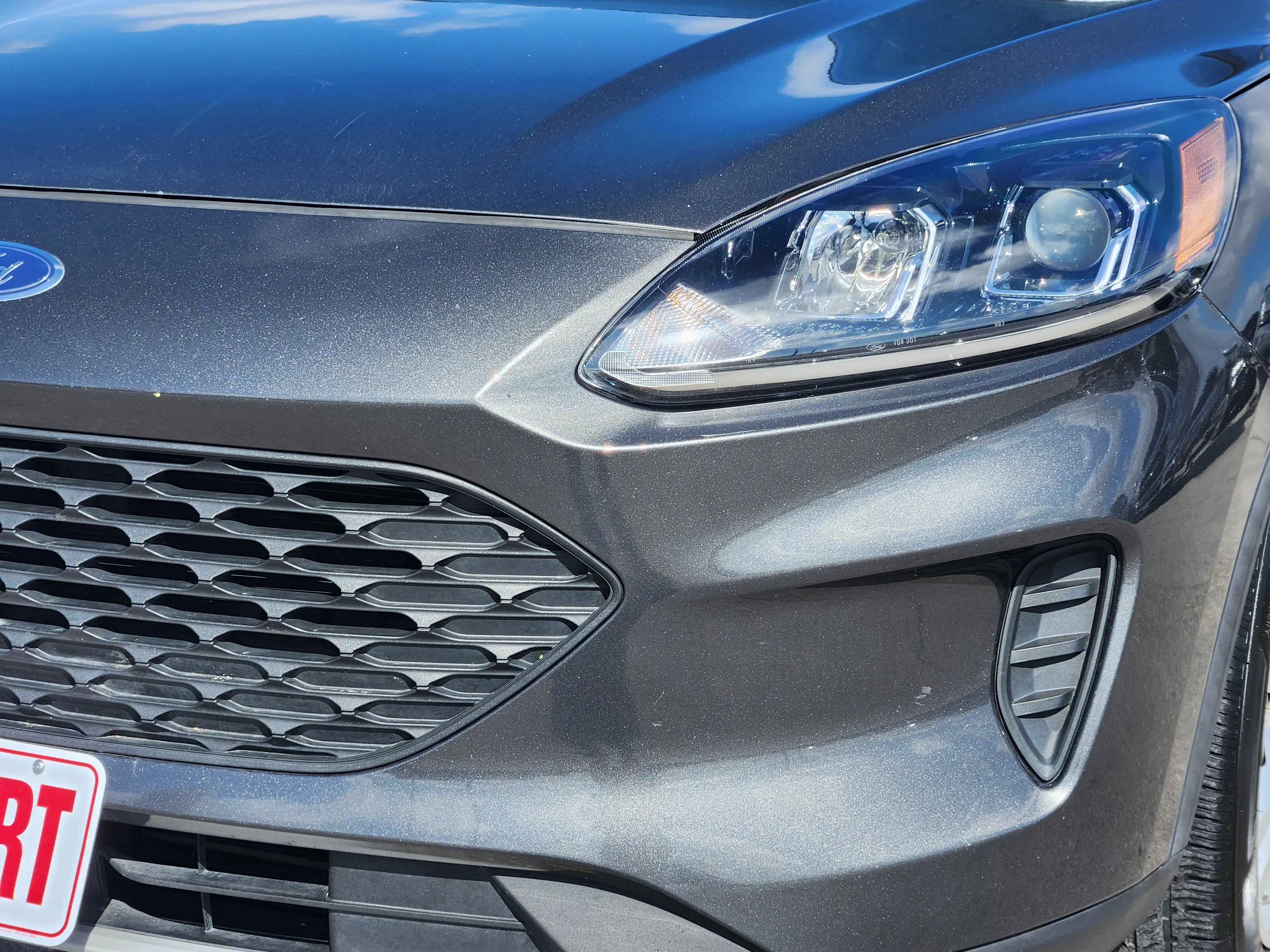 Used 2020  Ford S image 8