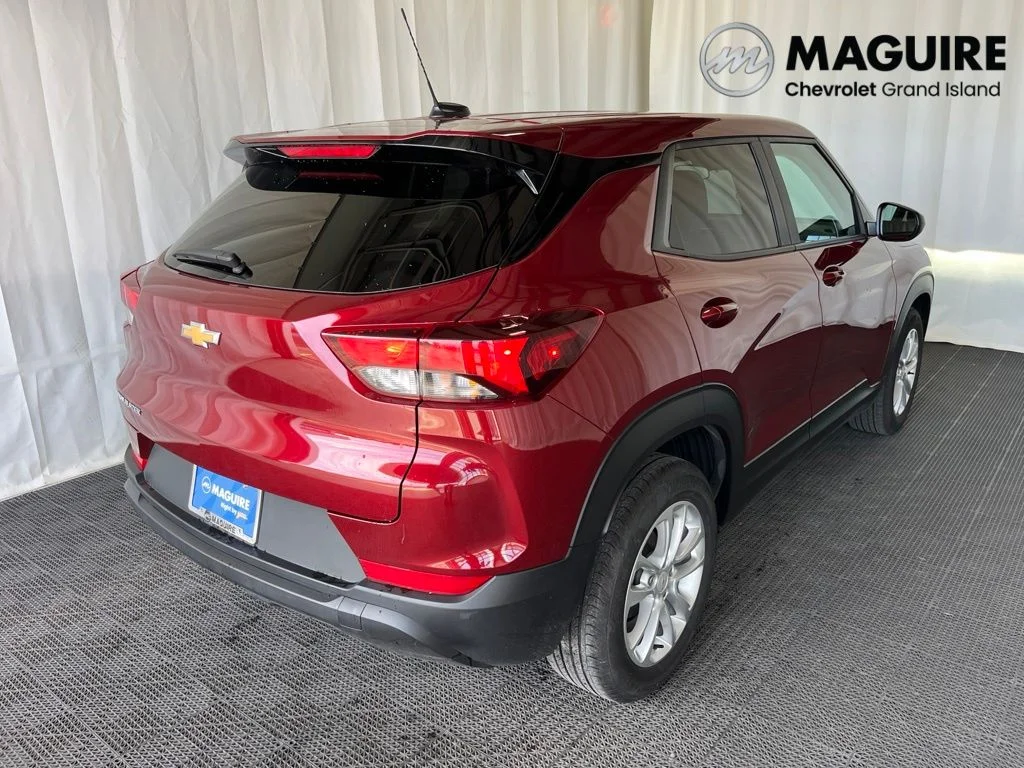 Used 2024 Red Chevrolet LS image 27