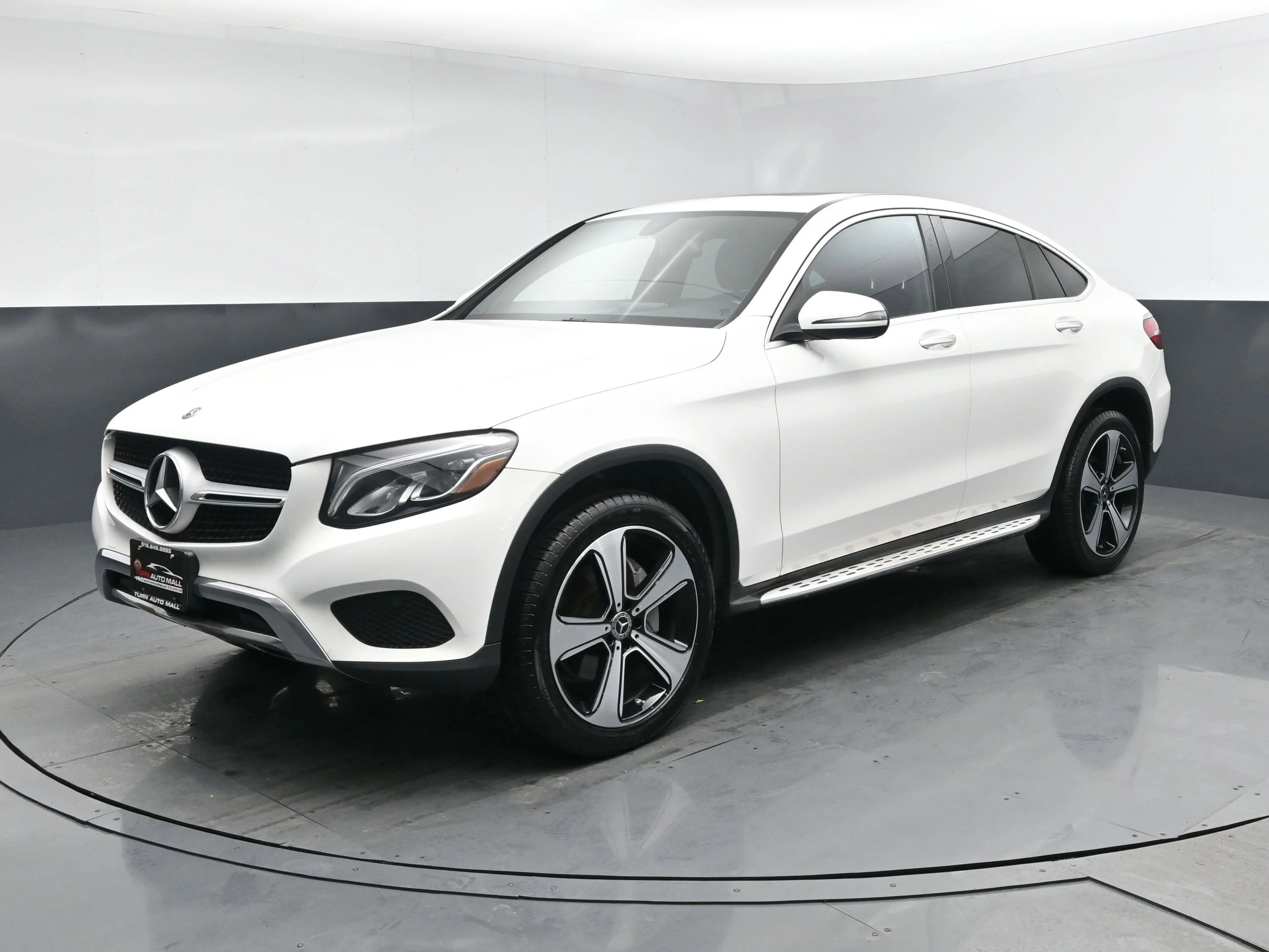 2018 Mercedes-Benz GLC GLC300 4MATIC's photo