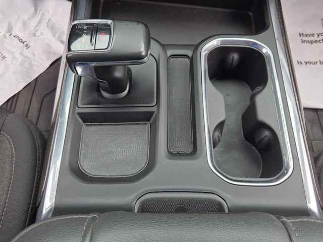 Used 2023 White Chevrolet RST image 18