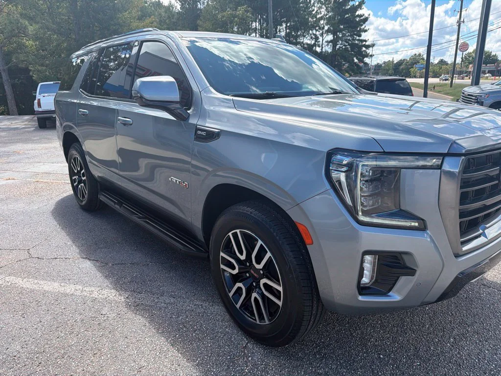 Used 2024 Sterling Metallic GMC AT4 image 7
