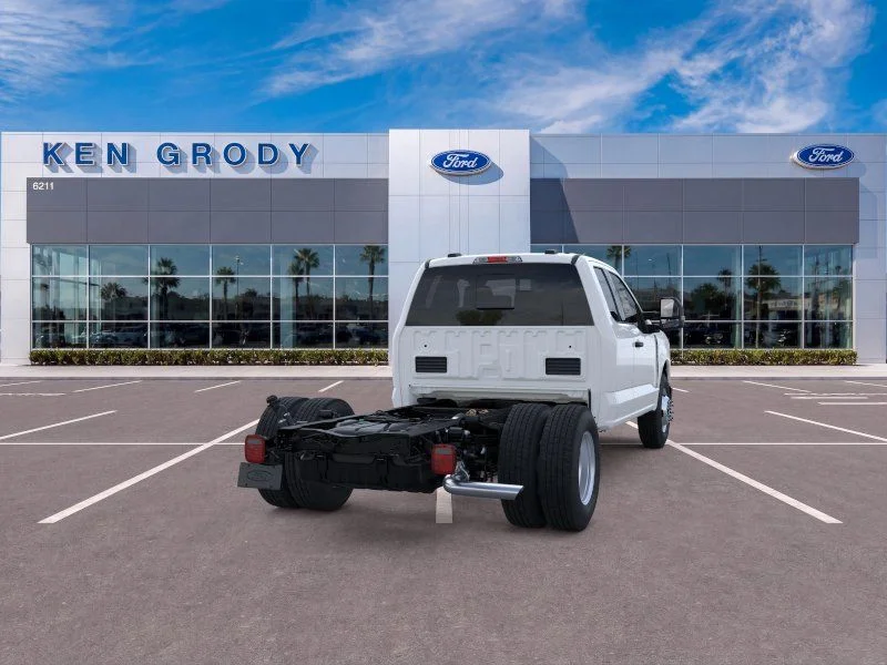 New 2026 White Ford XL image 9