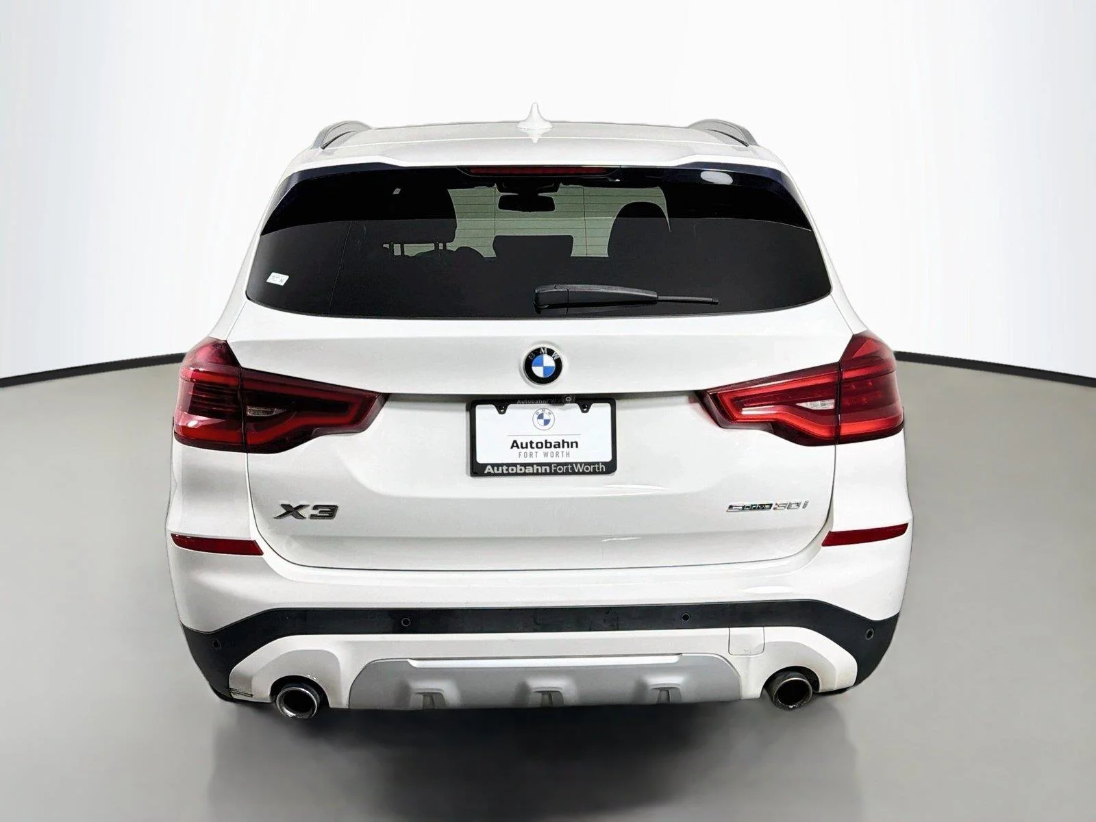 Used 2020 Alpine White BMW sDrive30i image 6