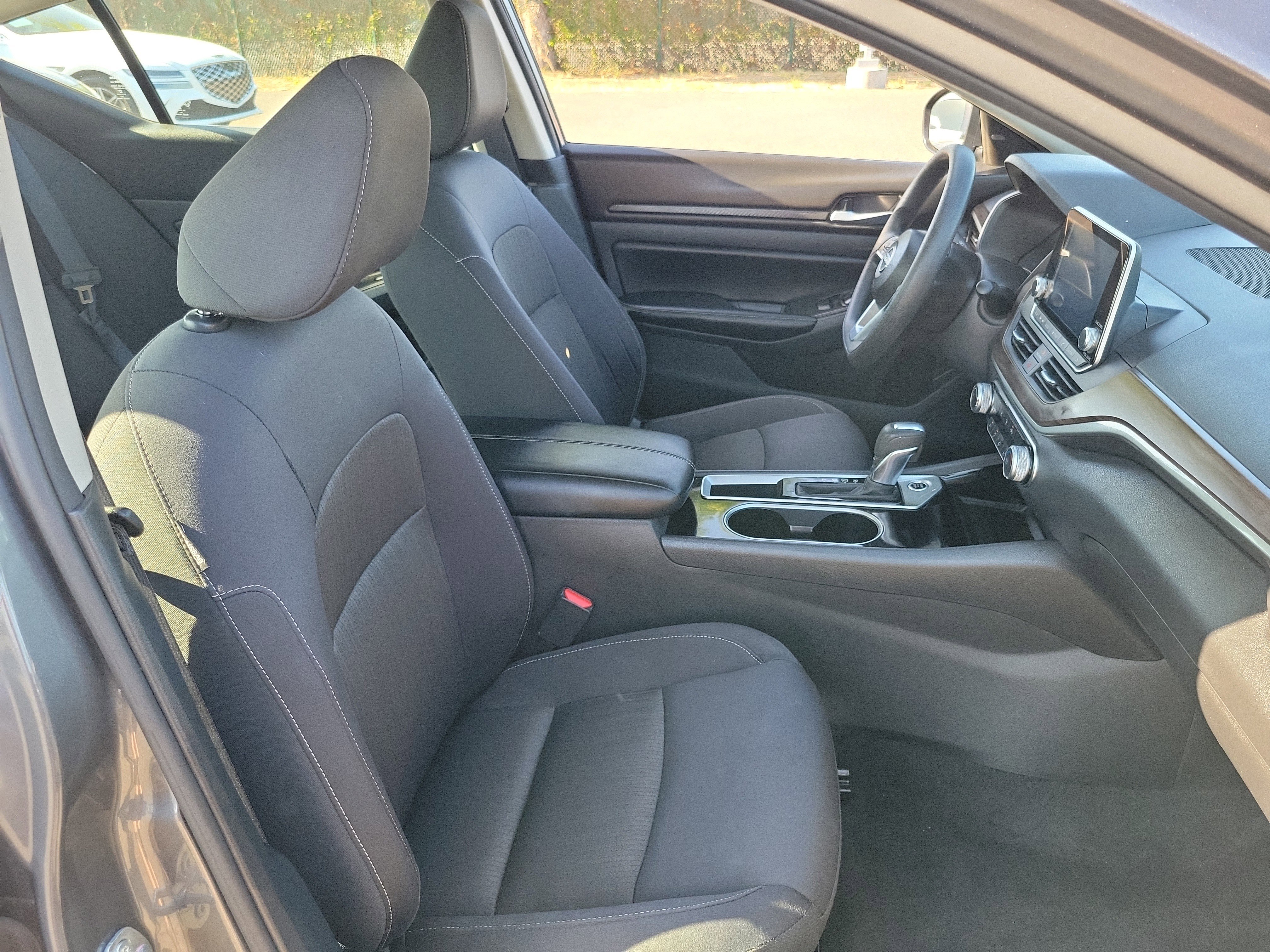 Used 2024 Gun Metallic Nissan 2.5 SV image 20
