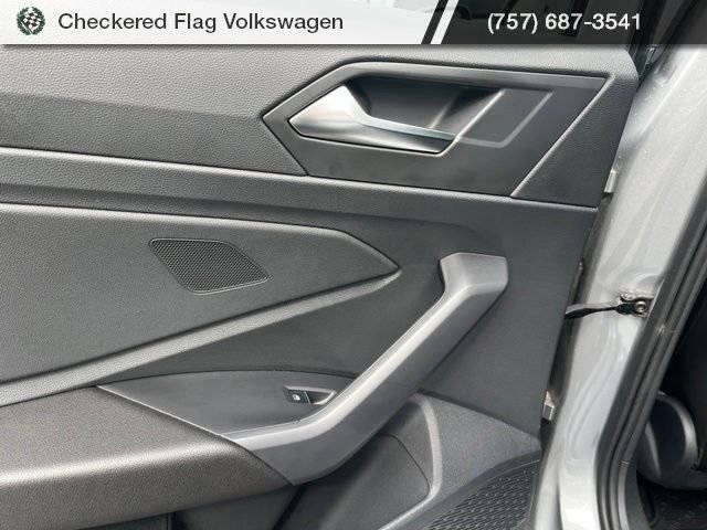 Used 2023 Pyrite Silver Metallic Volkswagen 1.5T SE image 25