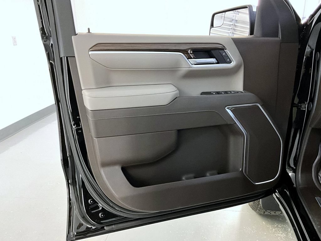 2026 Chevrolet Silverado 1500 LT - Photo 11