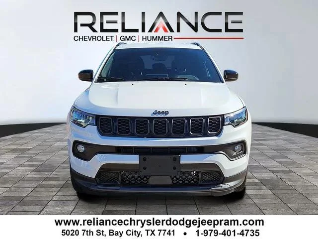 New 2026 Bright White Clearcoat Jeep Latitude image 2