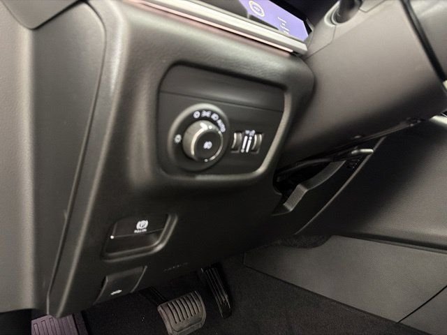New 2026 White Jeep Limited image 17