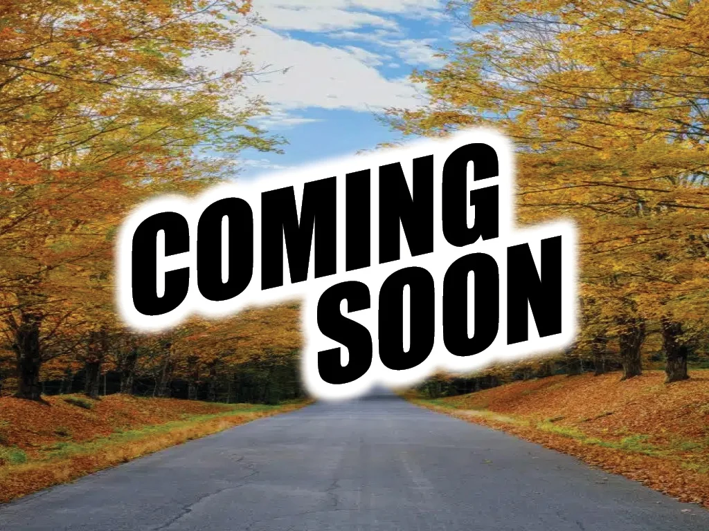 Used 2025 Gray Jeep Sport S image 1
