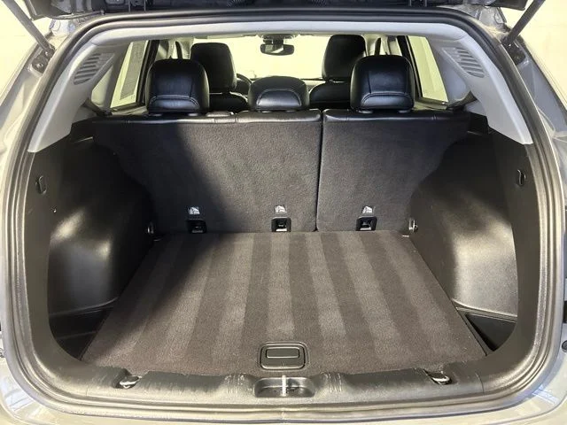Certified Used 2022 Gray Jeep Limited image 8