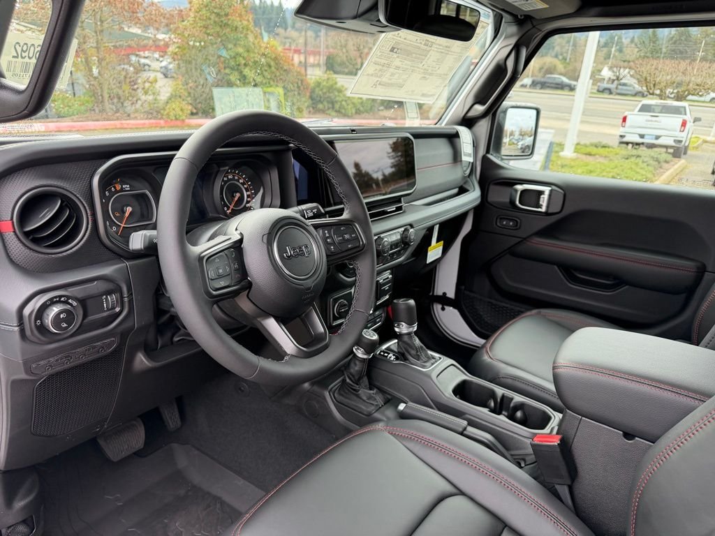 New 2026 Bright White Clear-Coat Exterior Paint Jeep Rubicon X image 15