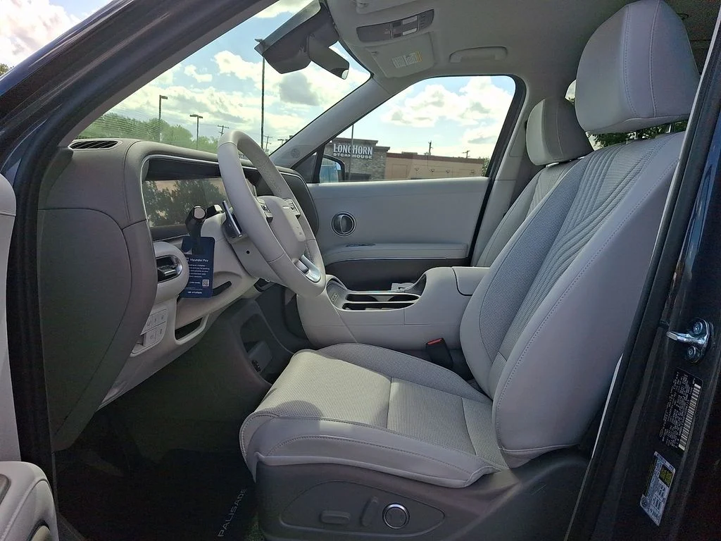 New 2026 Gray Hyundai SEL image 7