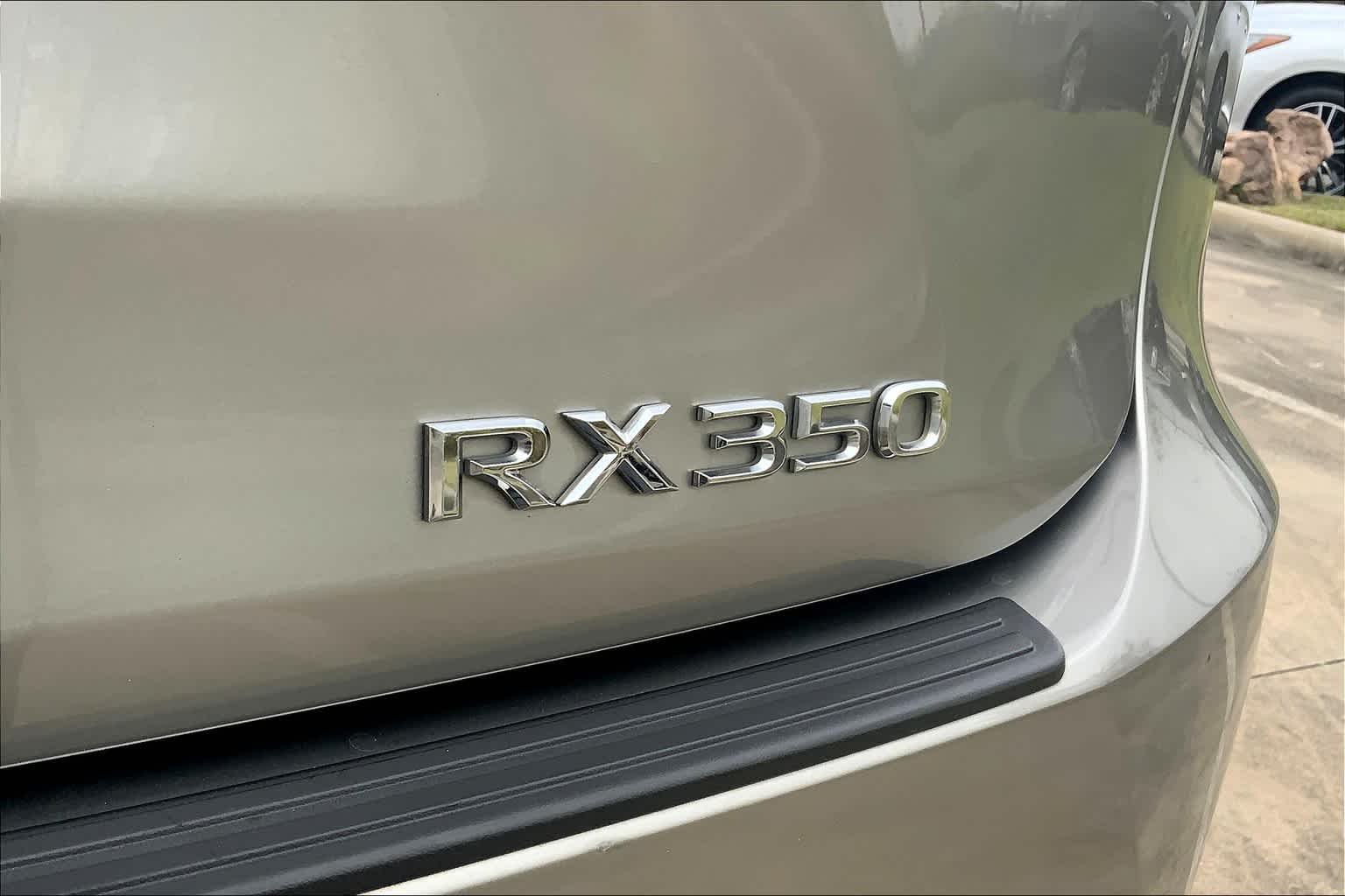 Used 2019 Atomic Silver Lexus F SPORT image 31