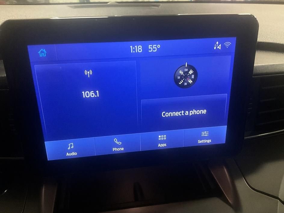 Used 2024 Blue Ford XLT image 17