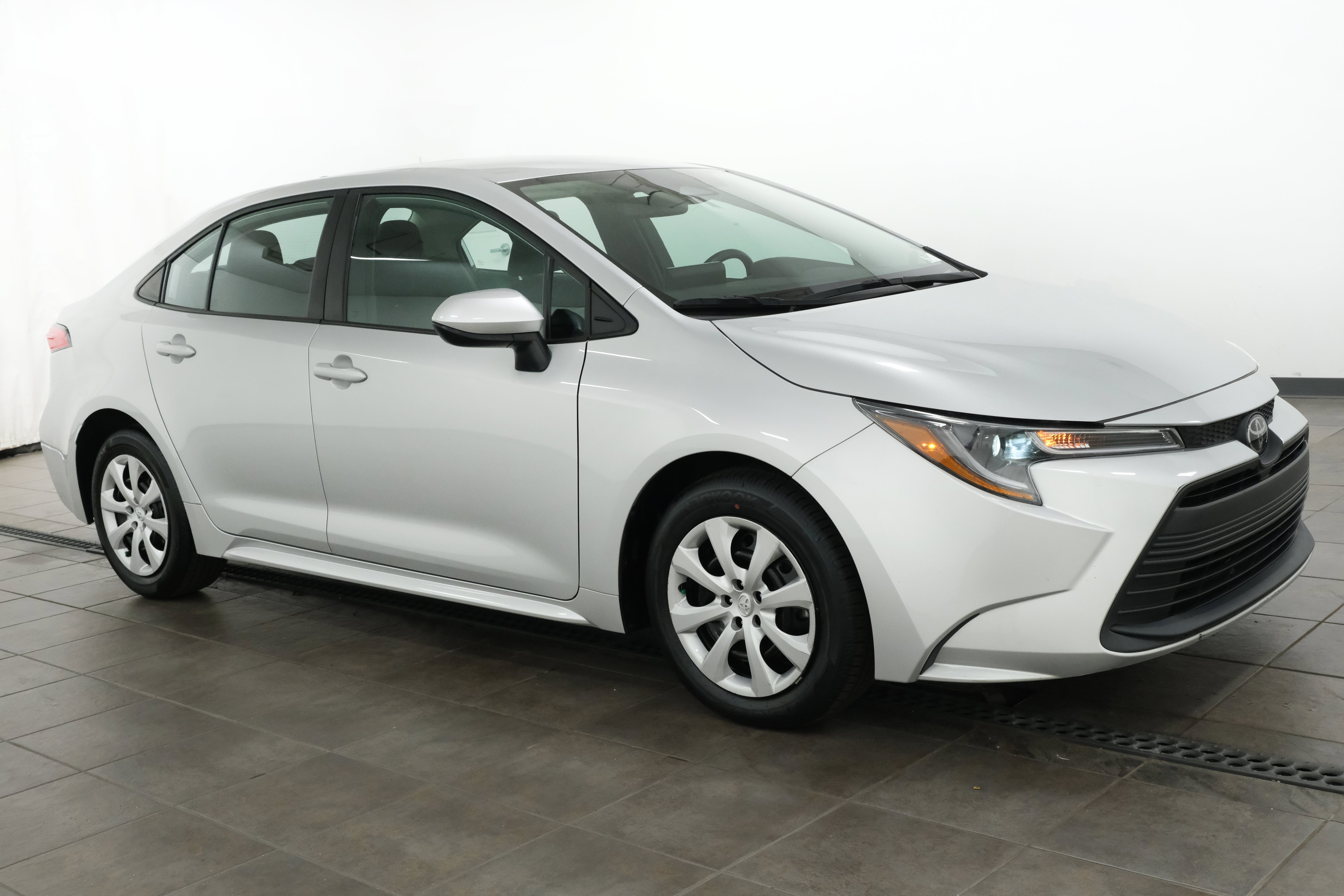 Certified Used 2024 Classic Silver Metallic Toyota LE image 7