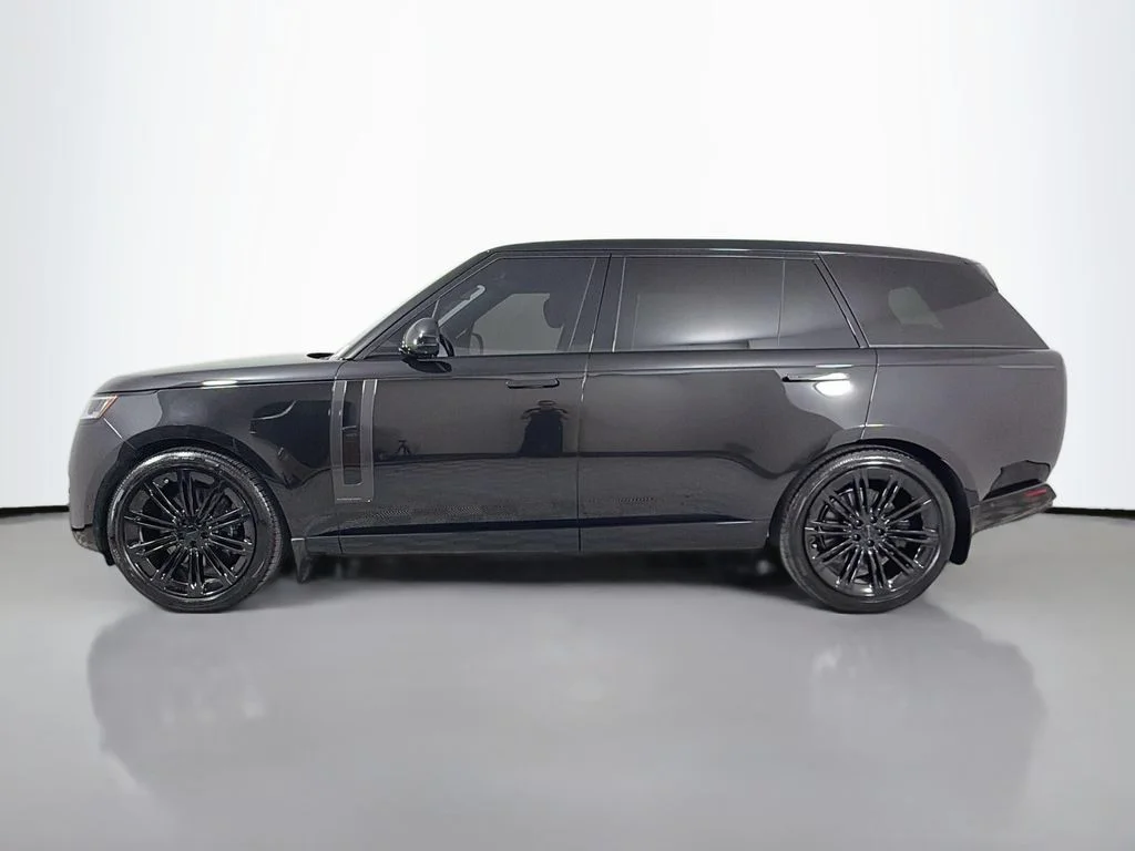 Used 2026 Black Land Rover Autobiography image 8