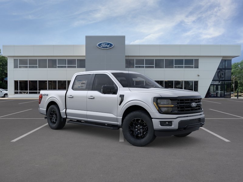 New 2026 Iconic Silver Metallic Ford XLT image 7