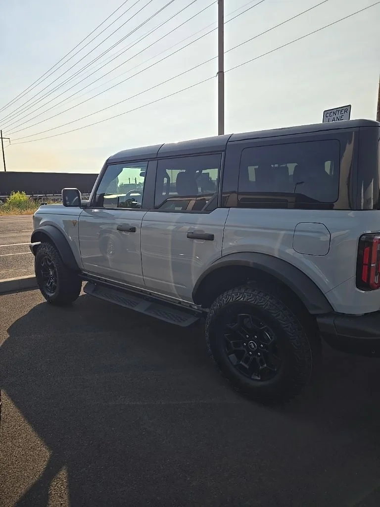 New 2026 Avalanche Gray Ford Badlands® image 5