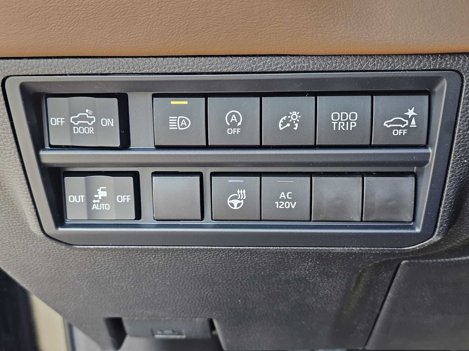 2026 Toyota Tundra 1794 Edition - Photo 17