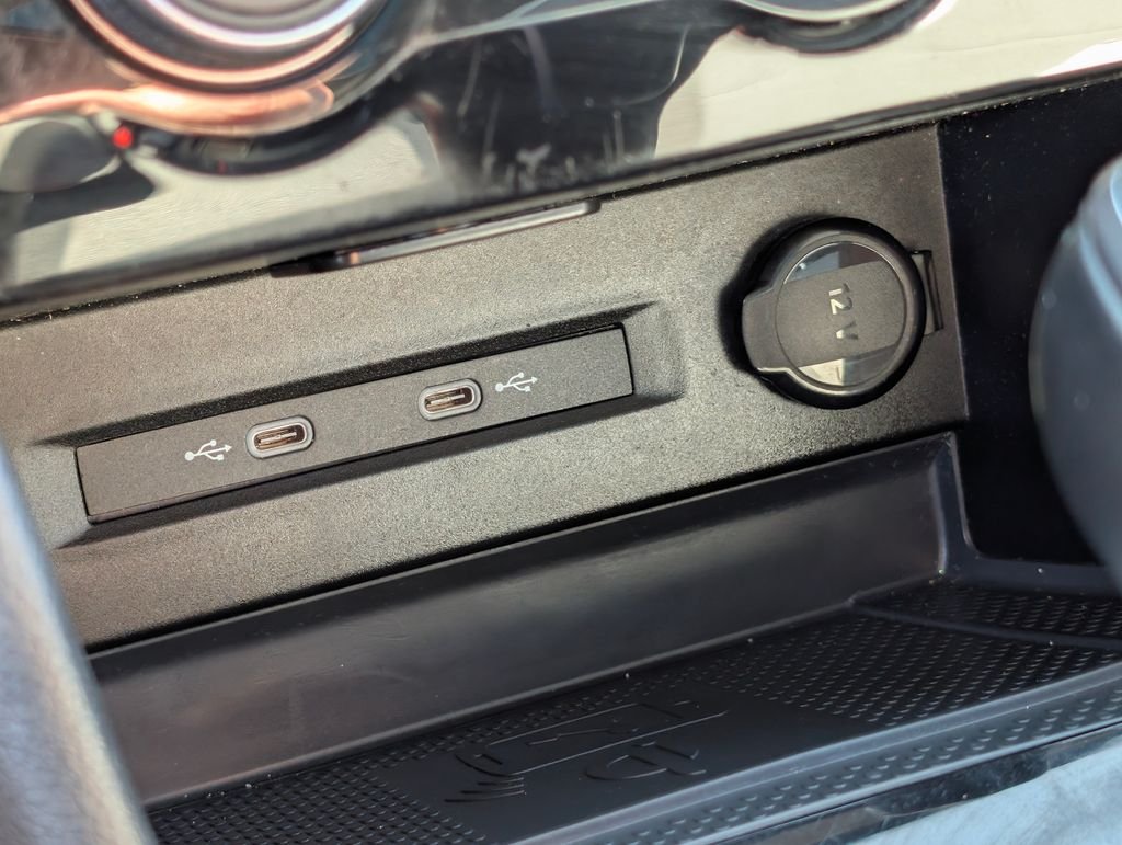 2024 Volkswagen Taos SE - Photo 26