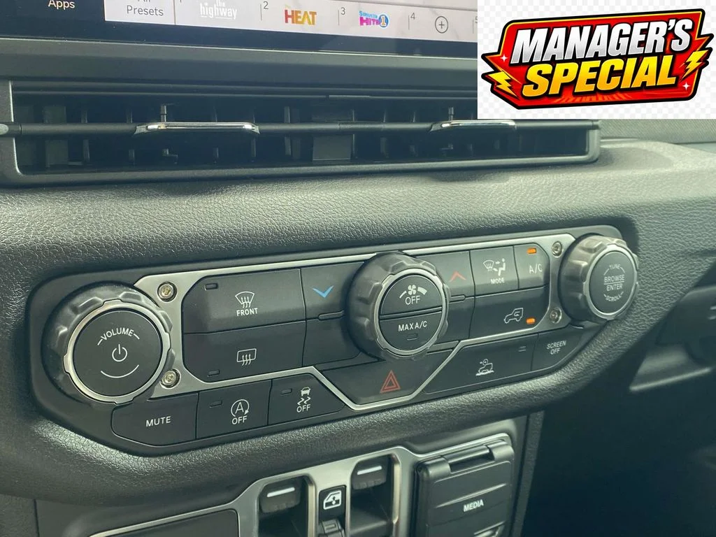 New 2026 Reign Exterior Paint Jeep Sport S image 21