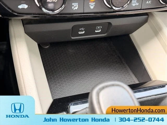 Used 2023 White Honda EX-L image 25
